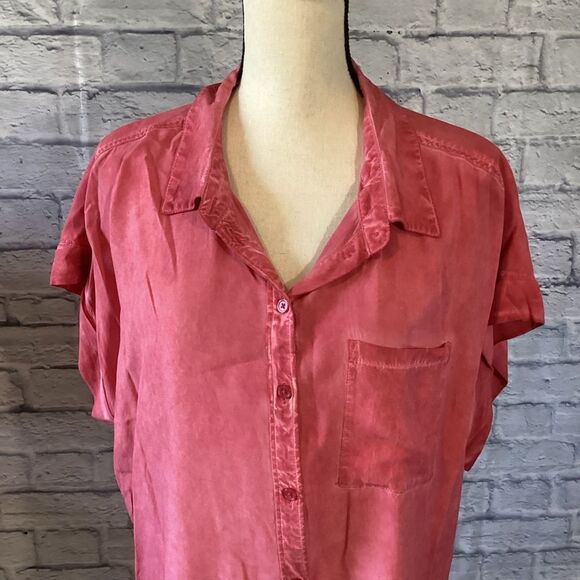 Velvet Heart - Women's Pink Button-Up Top - Picture 2 of 6